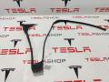 Уплотнитель стойки B наружной Tesla Model X 1 поколение 2018, 1032152-00-C - фото №4