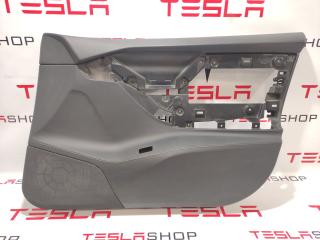 обшивка двери передняя правая Tesla Model S 1 поколение 2015, 1007936-00-I