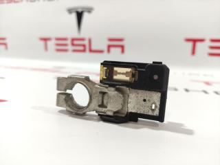 Зажим клеммы АКБ 12V (Плюс + ) Tesla Model X 1 поколение (2015 - 2021), 1036883-00-E