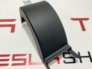 Накладка петли подъемной задней двери Tesla Model X 1 поколение 2018, 1047074-00-G