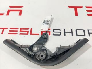Уплотнитель угловой подъемной задней двери Tesla Model X 1 поколение 2018, 1473351-00-B, 1473349-00-B, 1049385-00-C