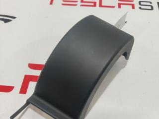 Накладка петли подъемной задней двери Tesla Model X 1 поколение 2018, 1047074-00-G