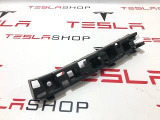 Кронштейн накладки, проема подъемной задней двери Tesla Model X 1 поколение 2018, 1059186-00-A