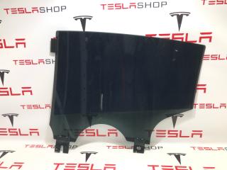 стекло двери задней правой Tesla Model X 1 поколение 2018, 1052716-00-D