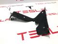 Кронштейн крепления защиты днища Tesla Model X 1 поколение 2018, 1073232-00-B - фото №2