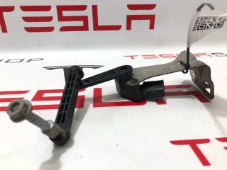 Датчик уровня пневмоподвески Tesla Model X 1 поколение 2018, 1027971-00-A, 6006523-00-B