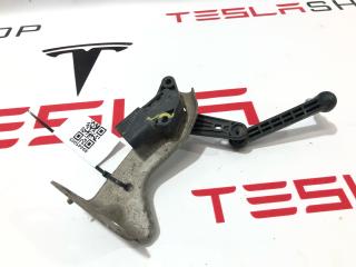 Датчик уровня пневмоподвески Tesla Model X 1 поколение 2018, 1027976-00-A, 6006526-00-B