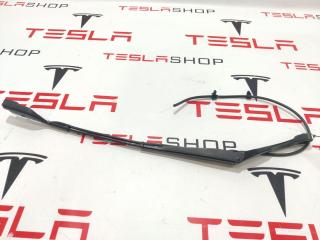 Рычаг стеклоочистителя Tesla Model 3 1 поколение 2019, электро, 1076728-00-C