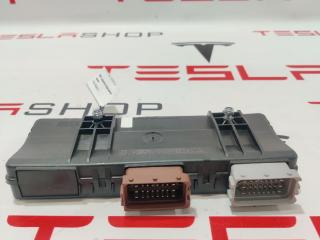 блок управления сиденьем Tesla Model S 1 поколение (2012 - 2016), 1011838-00-F