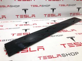 Панель наружная крыши Tesla Model X 1 поколение 2018, 1041362-00-G, 1062242-00-D