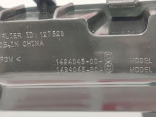 Кронштейн бампера центральный Tesla Model Y 1 поколение 2022, 1494045-00-C