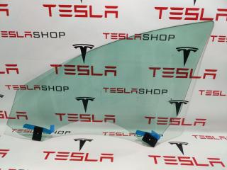 стекло двери передней правой Tesla Model 3 1 поколение 2019, электро, 107790199