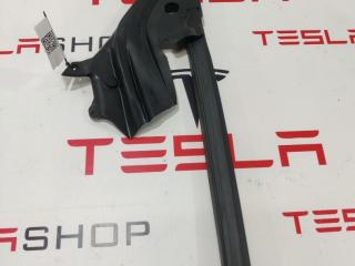 Уплотнитель форточки двери Tesla Model 3 1 поколение 2019, электро, 1090502-00-G