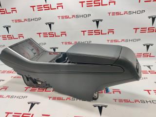 консоль салона (центральная часть) Tesla Model 3 1 поколение 2019, электро, 1137427-00-I