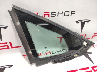 Форточка в заднее крыло Tesla Model S 1 поколение 2016, 1051820-00-E, 1051820-80-D, 1051820-99-A