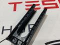 Заглушка салазки сиденья Tesla Model 3 1 поколение 2019, электро, 1097490-00-C, 1551555-00-C - фото №2