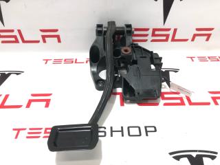 педаль тормоза Tesla Model 3 1 поколение 2019, электро, 1044691-00-D