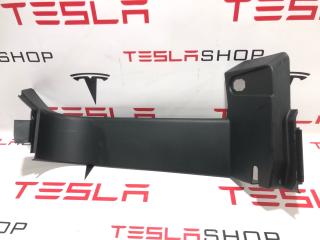 Накладка багажного проема внутренняя Rivian R1T 1 поколение 2022, PT00012129-E, C100012129-E