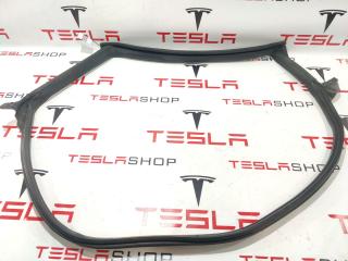 Уплотнитель проема дверного Tesla Model 3 1 поколение 2019, электро, 156223