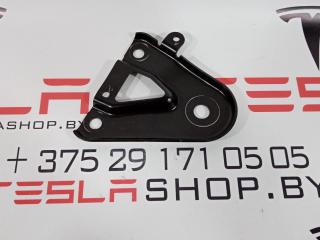 Пластина заднего подрамника Tesla Model 3 1 поколение 2019, 1044573-00-B