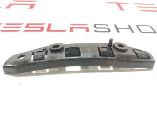 Кронштейн крепления направляющая бампер крыло Tesla Model 3 1 поколение 2019, электро, 1084182-00-E