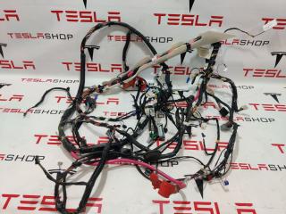 разъем (фишка) проводки Tesla Model 3 1 поколение 2019, электро, 1067955-01-G