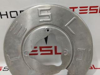 защитный кожух тормозного механизма Tesla Model 3 1 поколение 2019, электро, 1044665C