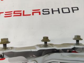 петля крышки багажника Tesla Model 3 1 поколение 2019, электро, 1092821-00-E, 1667398-00-B