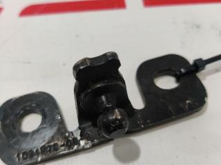 Кронштейн амортизатора капота (шаровый) Tesla Model 3 1 поколение 2019, электро, 1091870-00-B