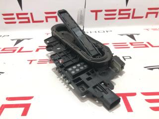 ручка наружная задняя правая Rivian R1T 1 поколение 2022, PT00002455-J-009