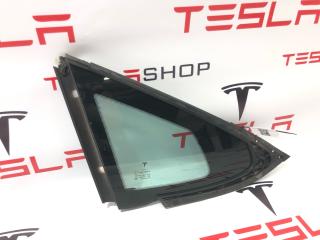 Форточка в заднее крыло Tesla Model S 1 поколение (2012 - 2016), 1051820-00-E, 1051820-80-D, 1051820-99-A