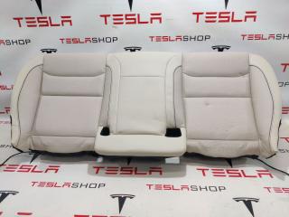 Диван 2-го ряда сидений Tesla Model S 1 поколение [2-й рестайлинг] 2021, 4876531-05-A, 1609965-00-B, 1587556-97-C, 1570932-00-C, 1750122-00-B