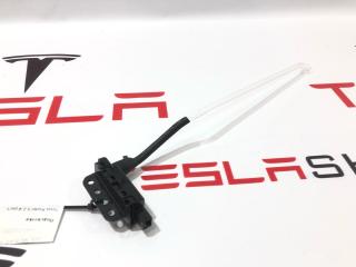 подсветка Tesla Model S 1 поколение [2-й рестайлинг] 2021, 1627365-02-B