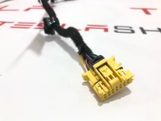 разъем (фишка) проводки Tesla Model S 1 поколение [2-й рестайлинг] 2021, 1588738-00-B