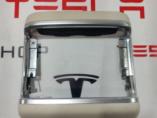 Декоративная рамка монитора Tesla Model S 1 поколение [2-й рестайлинг] 2021, 1564388-00-A, 1622633-01-C