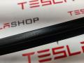 Уплотнитель стекла внутренний двери Tesla Model S 1 поколение [2-й рестайлинг] 2021, 1613733-00-A - фото №4