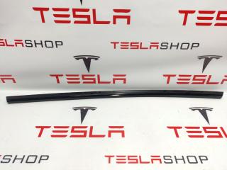молдинг двери задней правой Tesla Model S 1 поколение [2-й рестайлинг] 2021, 1600177-00-A