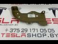 Кронштейн крепления фары и крыла Tesla Model 3 1 поколение 2020, 1100382-S0-A - фото №2