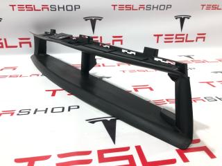 воздуховод (дефлектор) радиатора Tesla Model S 1 поколение [2-й рестайлинг] 2022, 158820900B, 1750100-00-A, 1606888-00-B