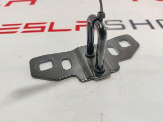 Петля замка крышки багажника Tesla Model S 1 поколение [2-й рестайлинг] 2021, 1034482-00-A, A2467400032