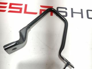 Петля фиксации сидений Tesla Model S 1 поколение [2-й рестайлинг] 2021, 1609970-00-B