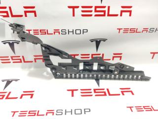 Кронштейн внутренний стойки C Tesla Model S 1 поколение [2-й рестайлинг] 2021, 1587705-00-S