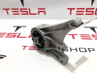 кронштейн двигателя Rivian R1T 1 поколение 2022, PT00155838-D, PT00043514-F, PT00046119-F, PT00043513-F, PT00002848-J