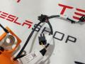 контактор высоковольтной батареи Tesla Model X 1 поколение 2019, электро, 1065894-00-C, 104813700A, 1067266-00-A, 1099841-00-B - фото №4