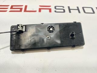 Блок иммобилайзера (SECURITY CONTROLLER) Tesla Model S 1 поколение [2-й рестайлинг] 2021, 1606557-91-C