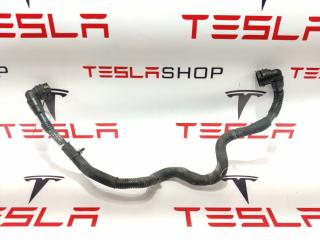 Шланги охлаждающей жидкости Tesla Model S 1 поколение [2-й рестайлинг] 2021, 1472610-00-C