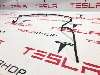 Трубка омывателя (шланг омывателя) Tesla Model S 1 поколение [2-й рестайлинг] 2021, 1587353-00-A, 1614530-00-A