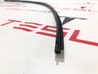 Уплотнительная резинка лобового стекла Tesla Model X 1 поколение 2019, 1106012-00-B, 1105964-00-D, 1582503-00-E, 1810156-00-D