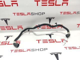Патрубок системы охлаждения заднего мотора Tesla Model S 1 поколение [2-й рестайлинг] 2021, 1585707