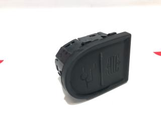 кнопка открытия багажника Rivian R1T 1 поколение 2022, PT00012177-J